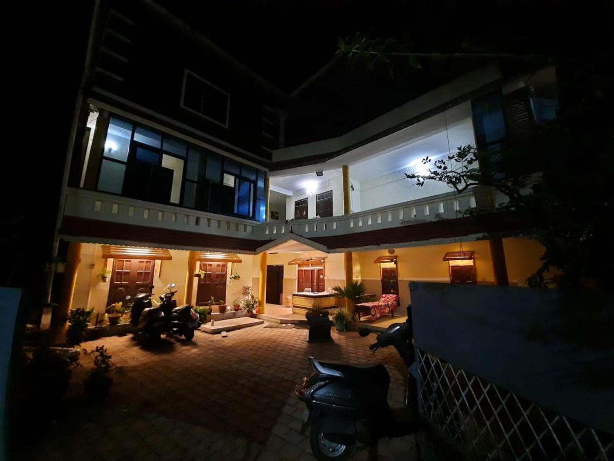 Coco Le Palm Bed & Breakfast Alappuzha Exterior photo